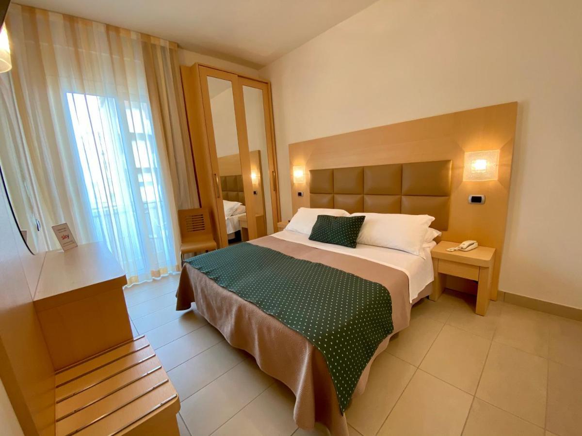 Granada 4*
