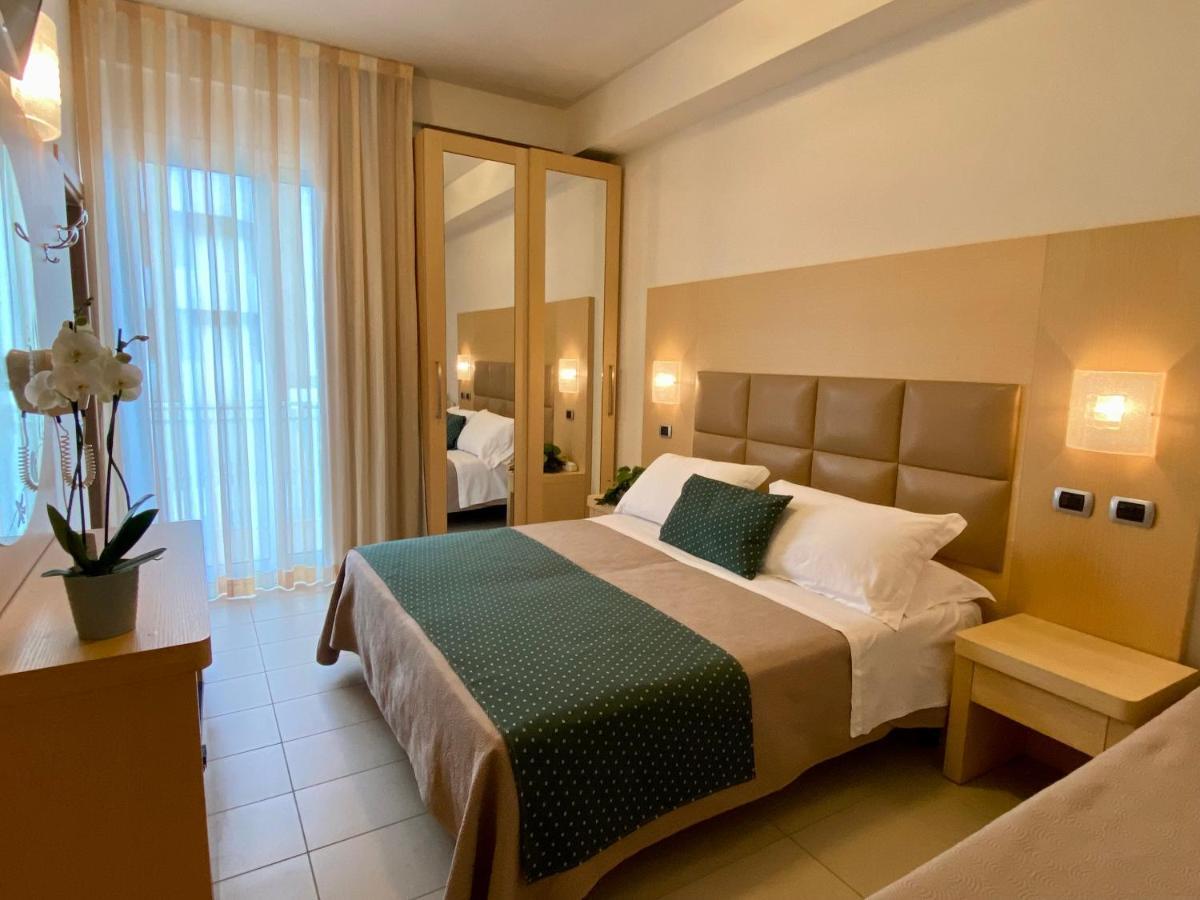 Granada Hotel